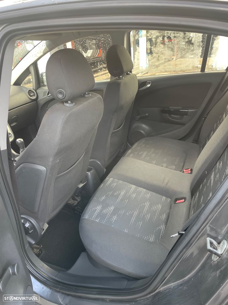 Opel Corsa 1.2 Cosmo - 7