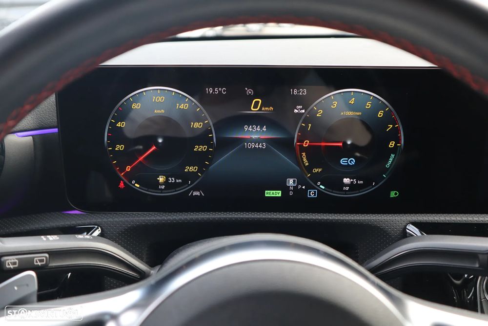 Mercedes-Benz CLA 250 e Shooting Brake AMG Line - 21