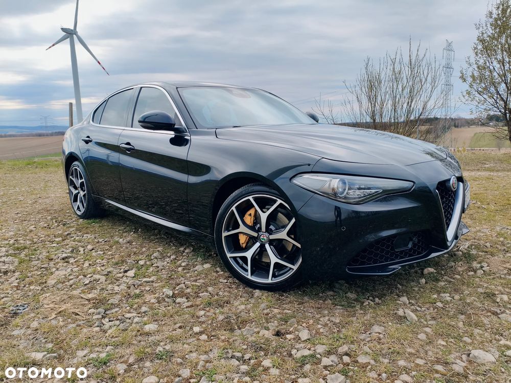 Alfa Romeo Giulia 2.0 Turbo TI Q4 - 24