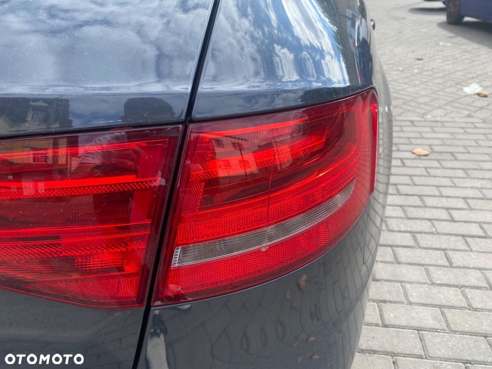 Audi A4 Avant - 10
