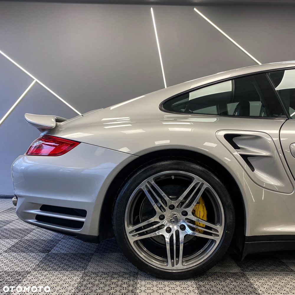 Porsche 911 - 6