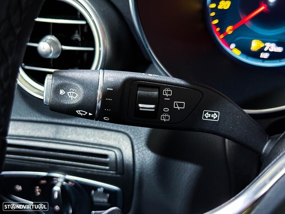 Mercedes-Benz GLC 300 e 4Matic 9G-TRONIC Edition AMG Line - 29