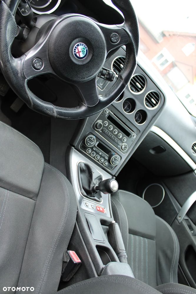 Alfa Romeo Brera 2.0JTDM - 16