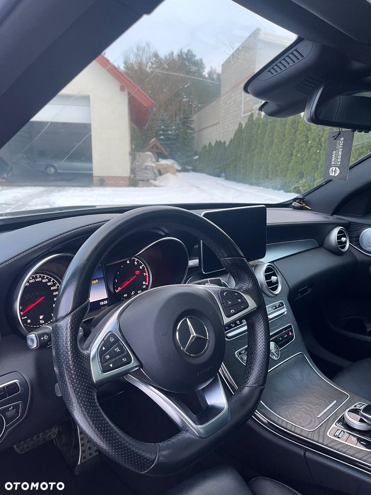 Mercedes-Benz Klasa C 450 AMG 4Matic 7G-TRONIC - 12