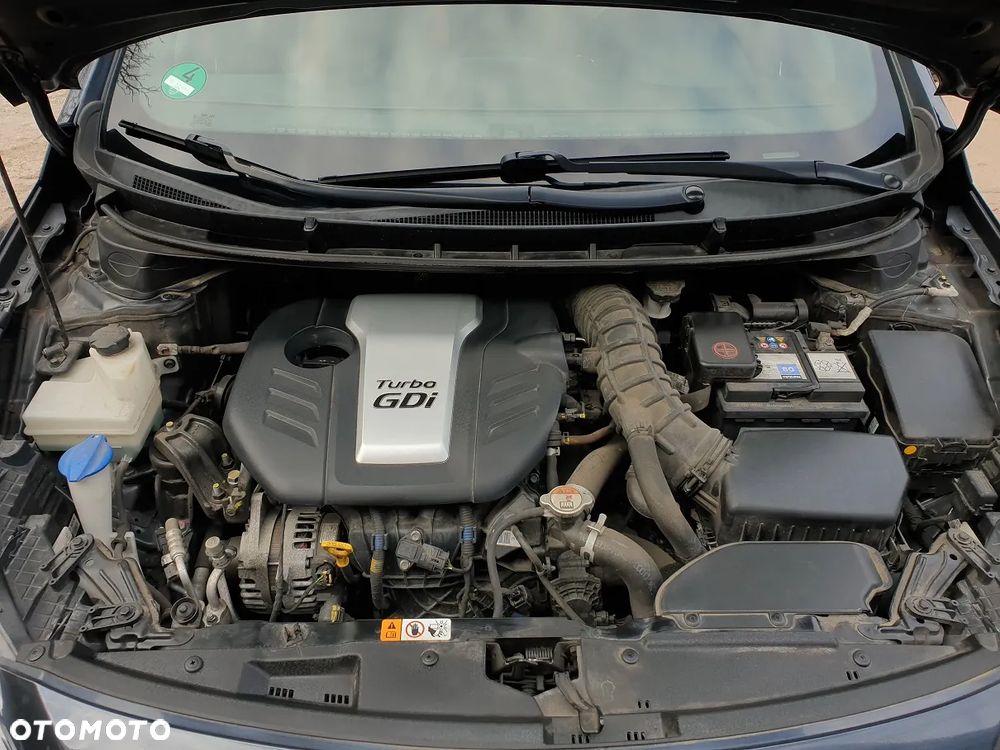 Hyundai i30 1.6 T GDI Turbo - 33