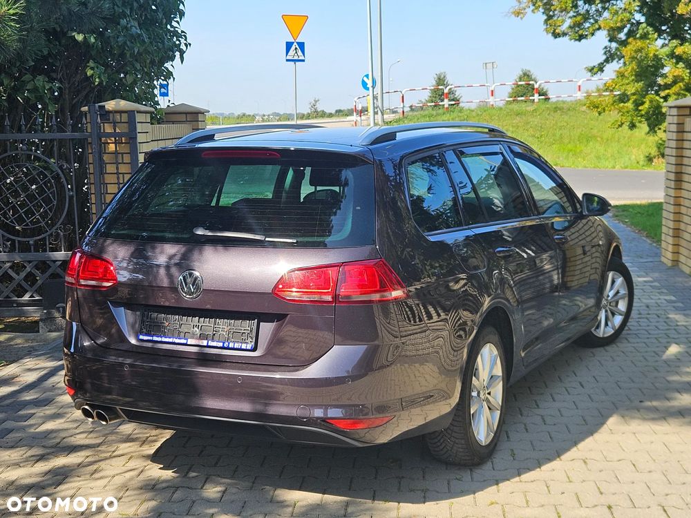 Volkswagen Golf 2.0 TDI BlueMotion Technology Lounge - 6