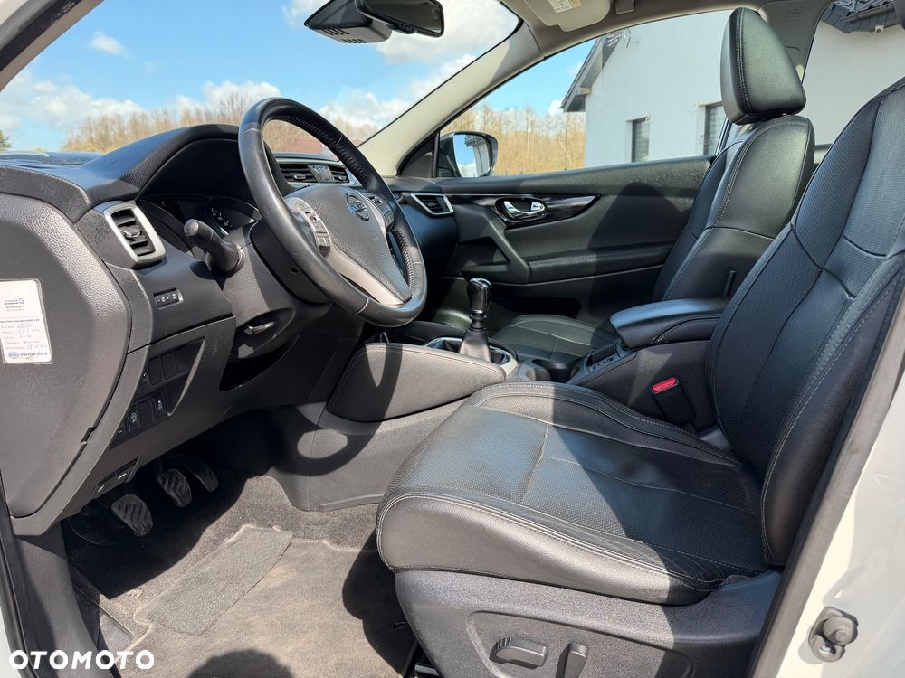 Nissan Qashqai 1.6 DIG-T 360 - 8