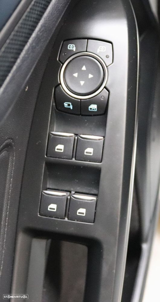 Ford Focus 1.0 EcoBoost ST-Line - 11