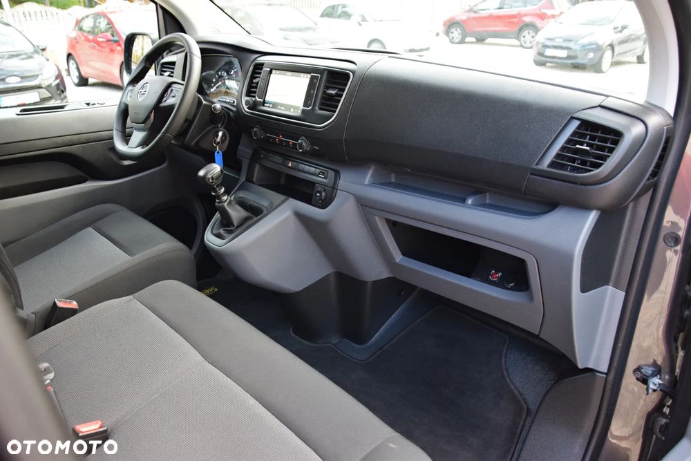 Opel Vivaro Long 2,8t Flex (bryg.) - 32