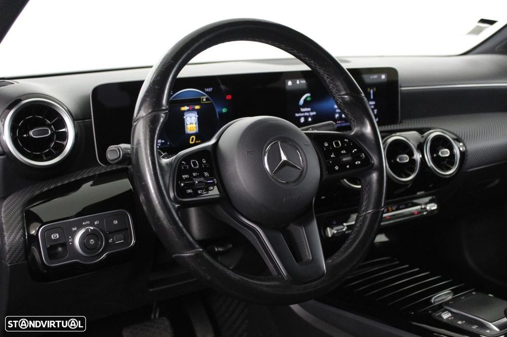 Mercedes-Benz A 180 d Style Plus Aut. - 23