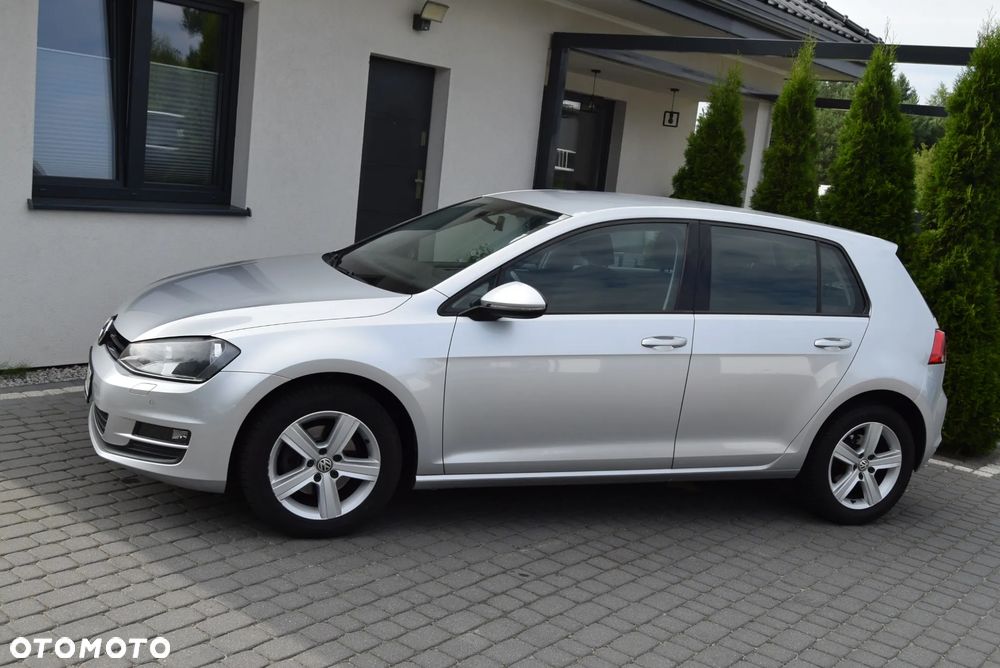 Volkswagen Golf 1.2 TSI BlueMotion Technology Comfortline - 4