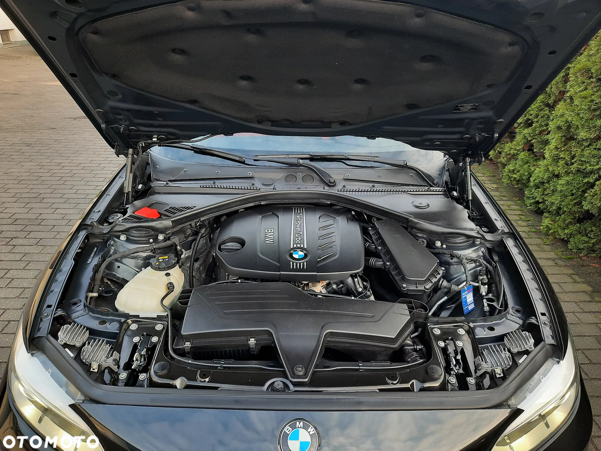 BMW Seria 2 218d Sport Line - 32