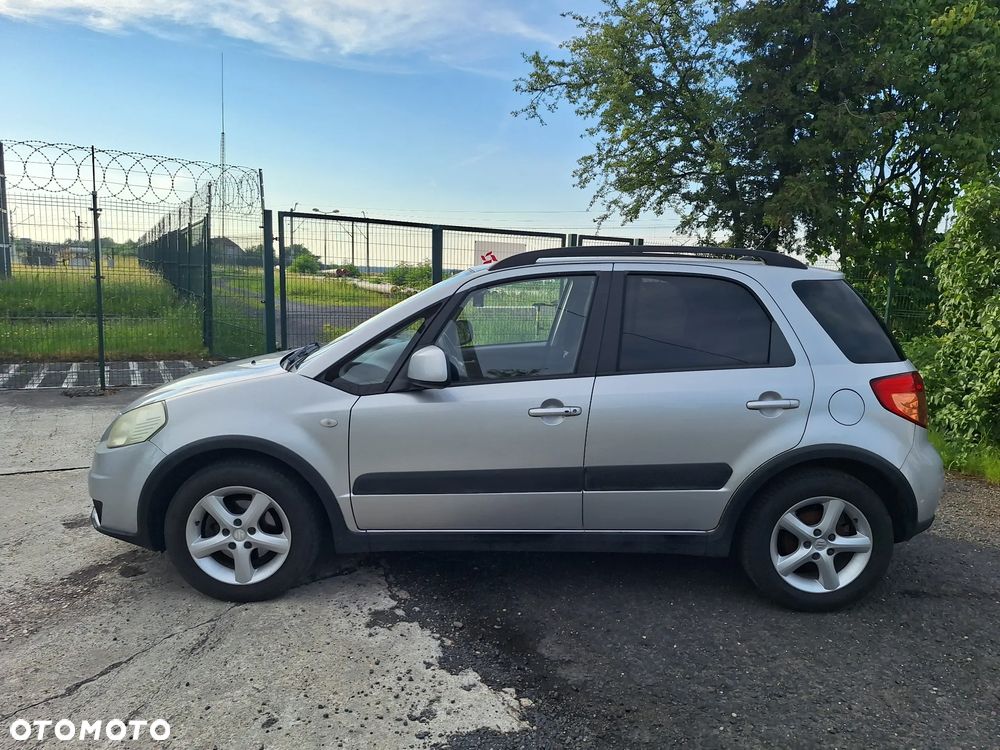 Suzuki SX4 1.6 GS / Premium - 5