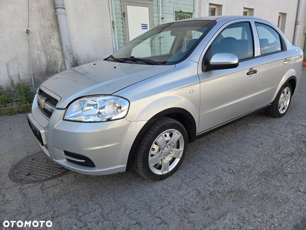 Chevrolet Aveo - 15
