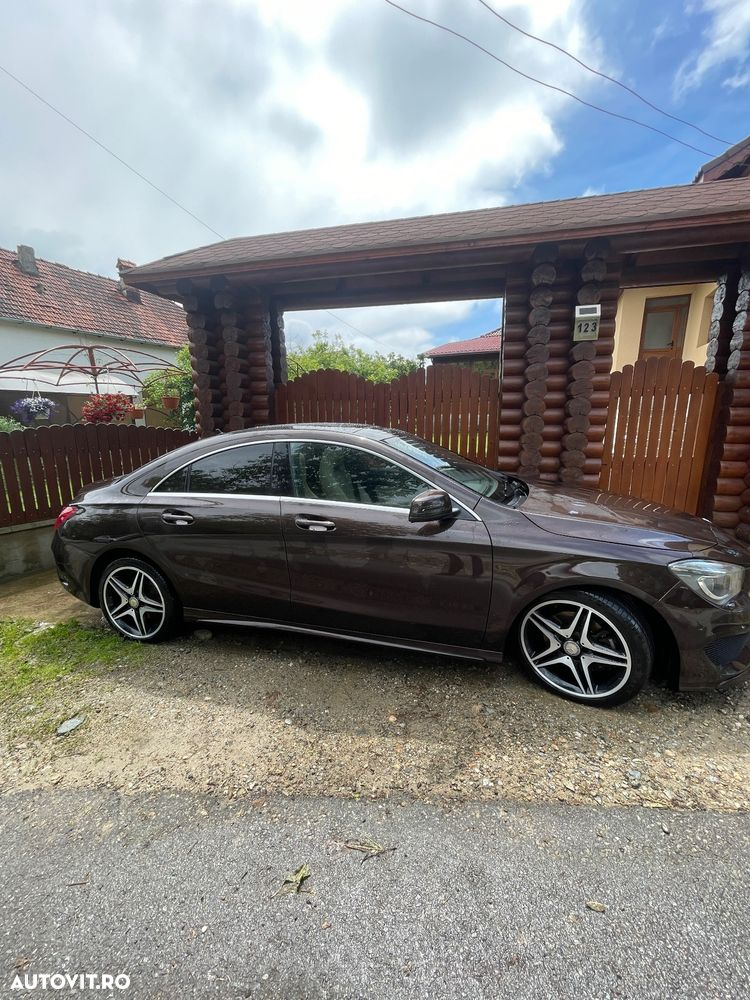 Mercedes-Benz CLA 250 4Matic 7G-DCT - 3