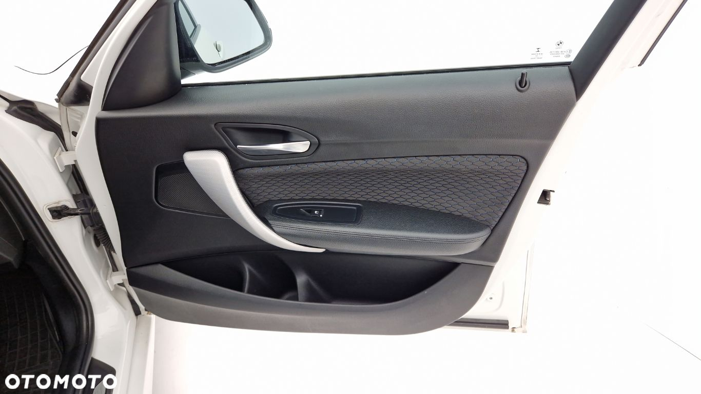 BMW Seria 1 118i - 20