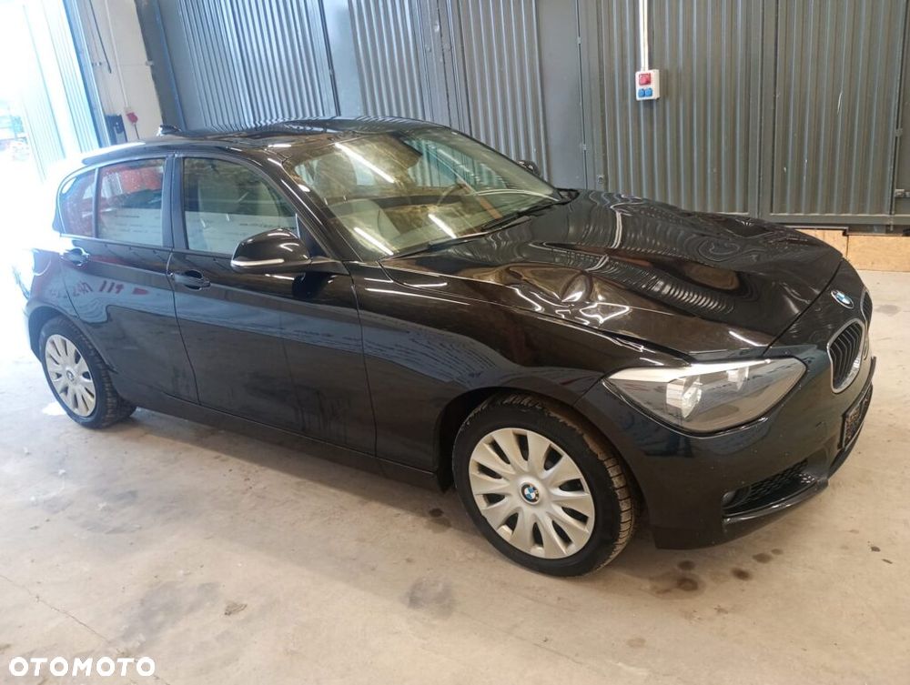 BMW Seria 1 118d DPF - 3