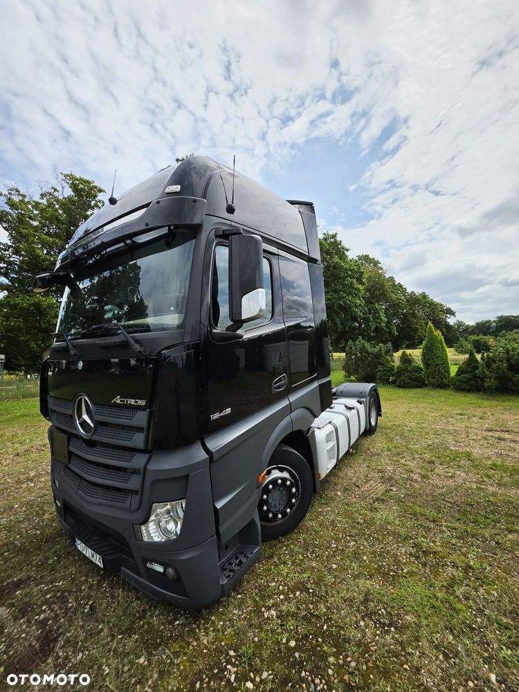 Mercedes-Benz Actros - 11