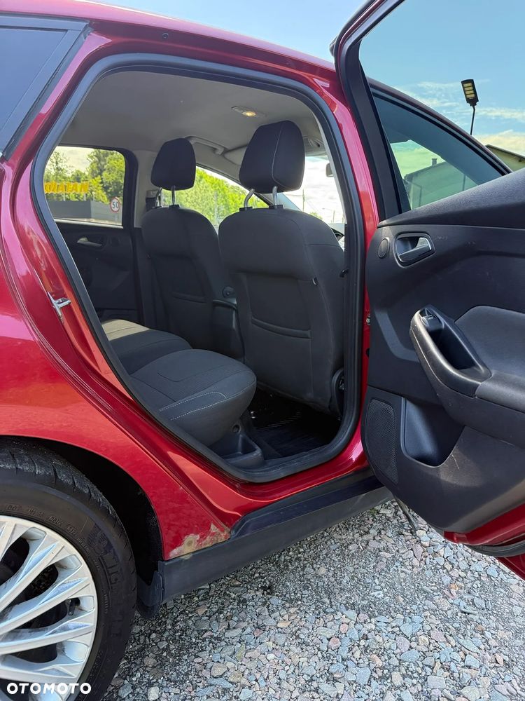 Ford Focus 1.6 EcoBoost Edition - 12