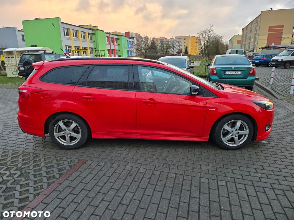 Ford Focus 1.5 EcoBoost ST-Line ASS PowerShift - 4