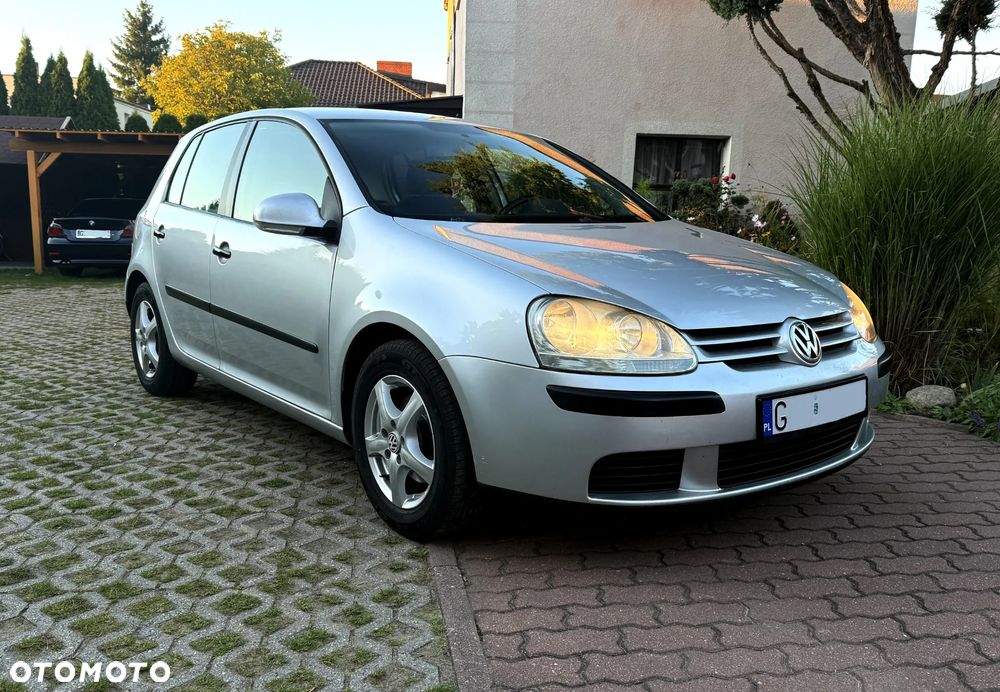 Volkswagen Golf V 1.9 TDI Trendline - 37