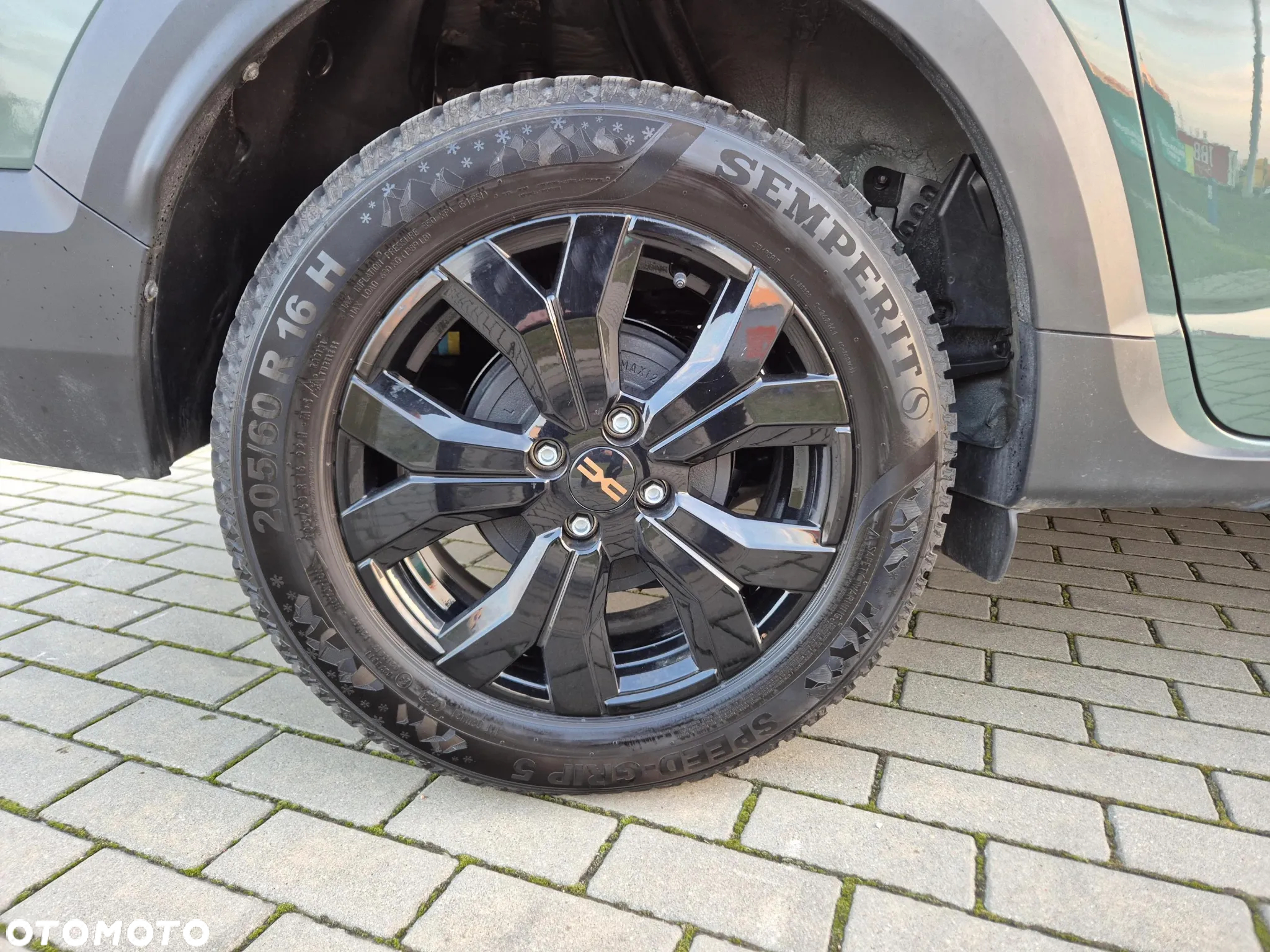 Dacia Jogger 1.0 TCe Extreme 7os - 18