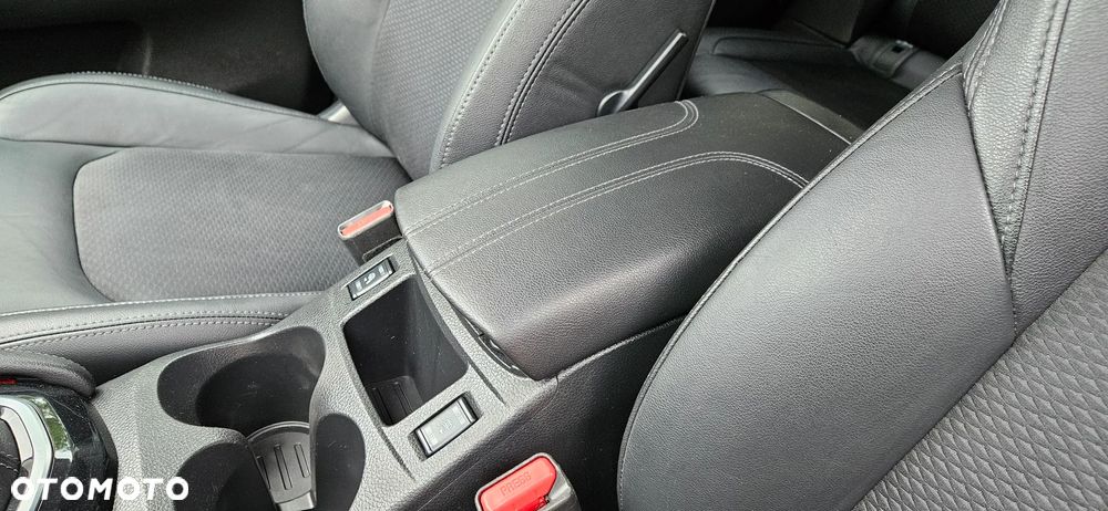 Nissan Qashqai - 30