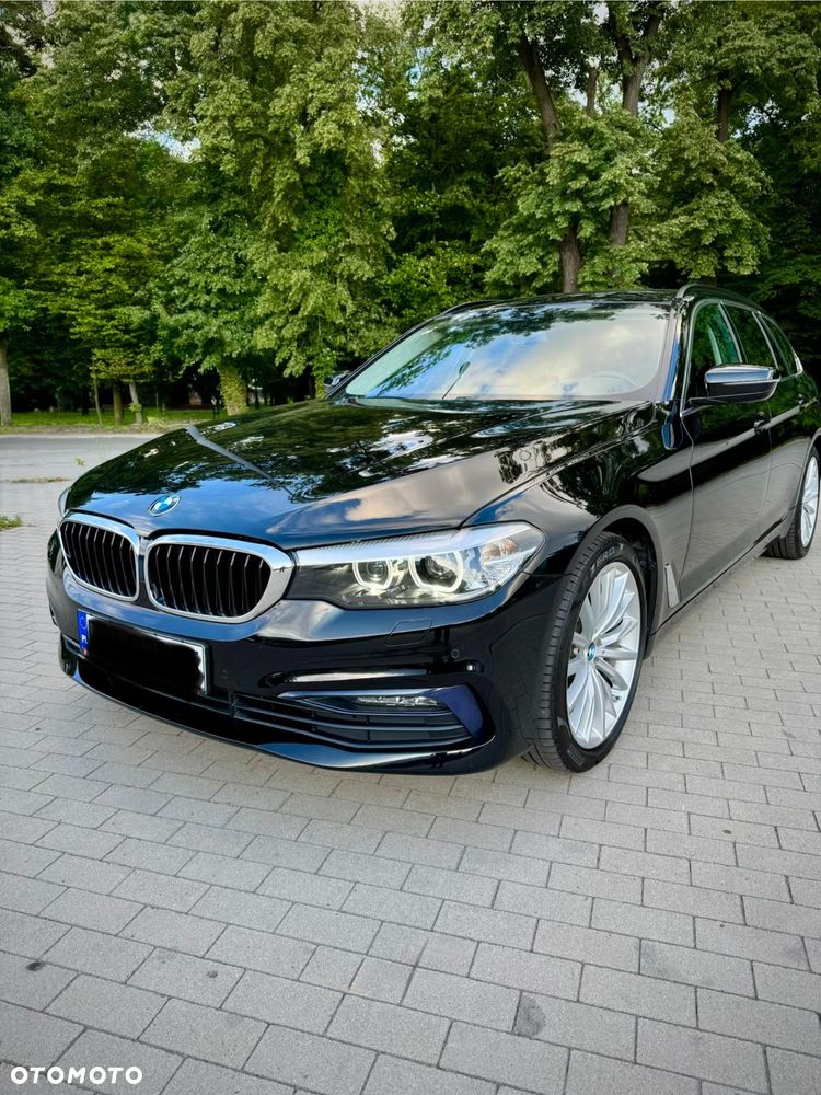 BMW Seria 5 520d Sport Line - 1