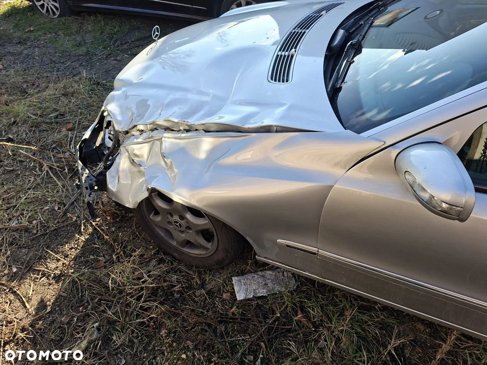 Mercedes-Benz Klasa E 270 CDI Elegance - 14