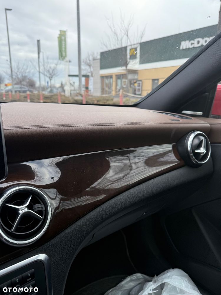 Mercedes-Benz CLA 250 7G-DCT - 15