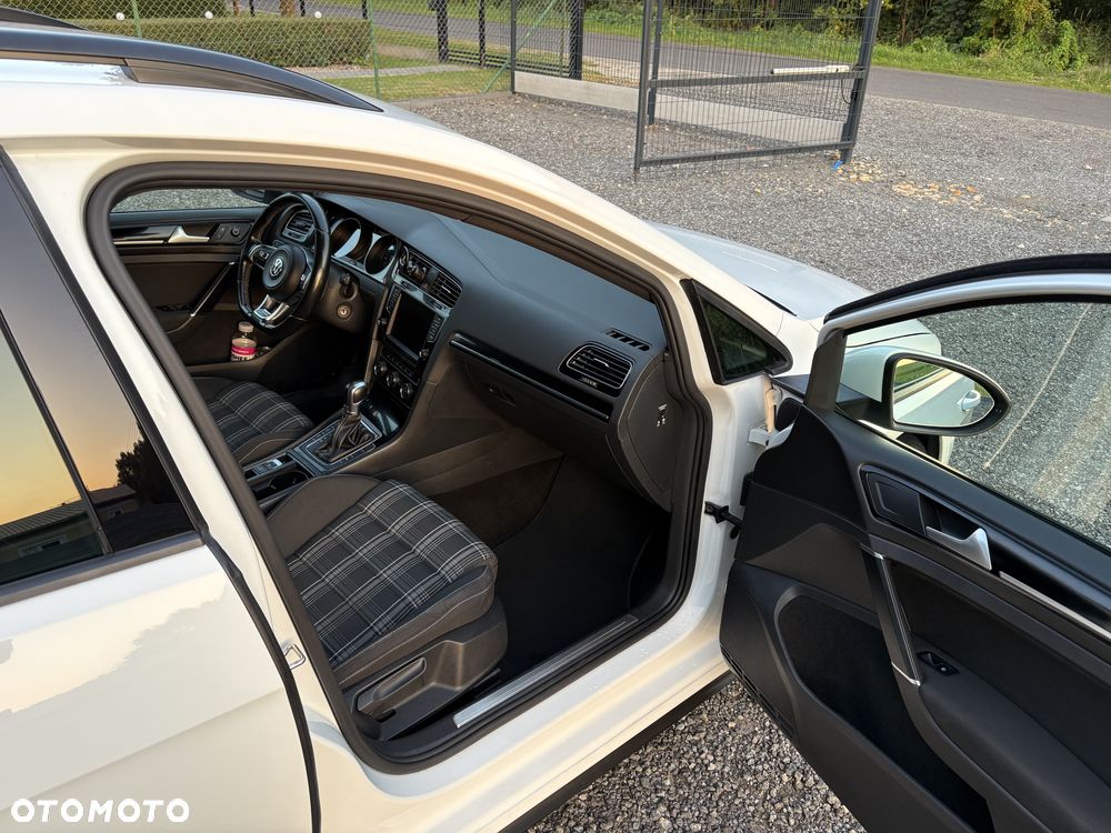 Volkswagen Golf Variant GTD 2.0 TDI SCR DSG - 27