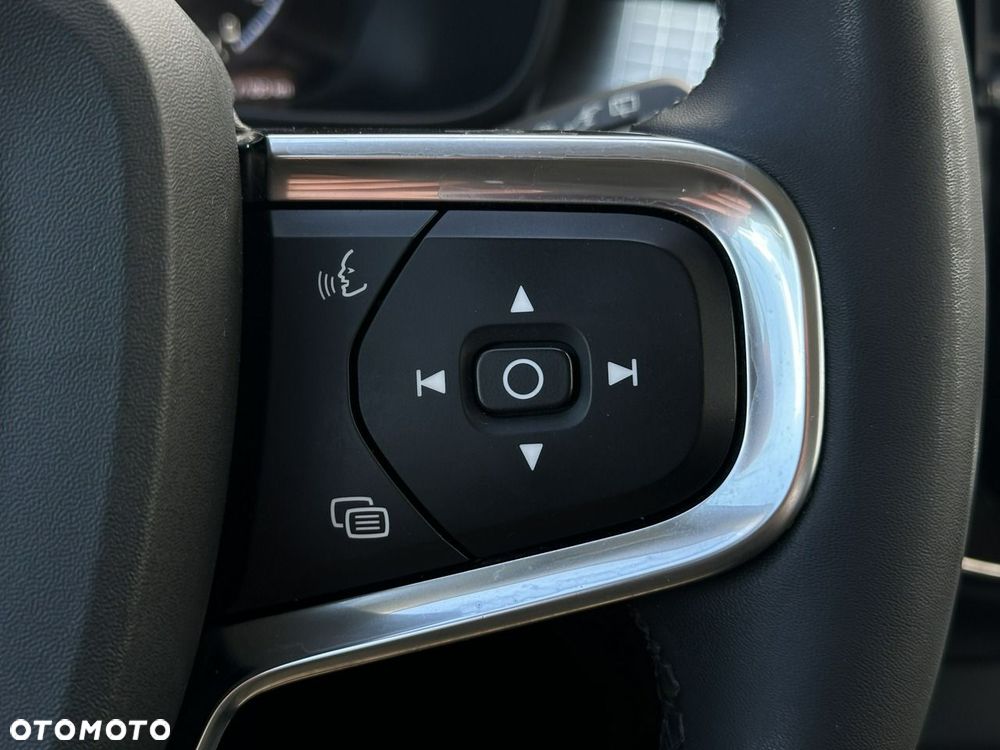 Volvo XC 40 T4 Recharge DKG Inscription Expression - 25