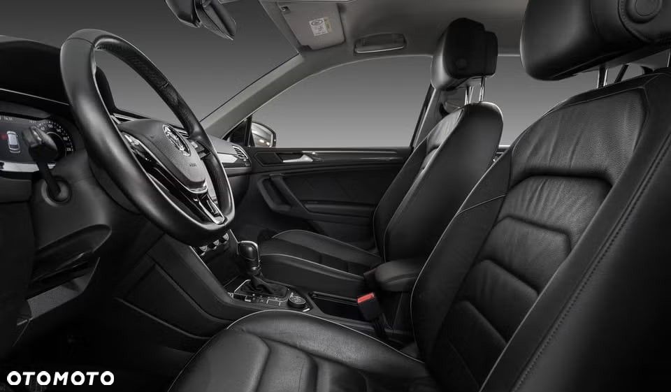 Volkswagen Tiguan 2.0 TDI SCR 4Mot R-Line DSG - 9