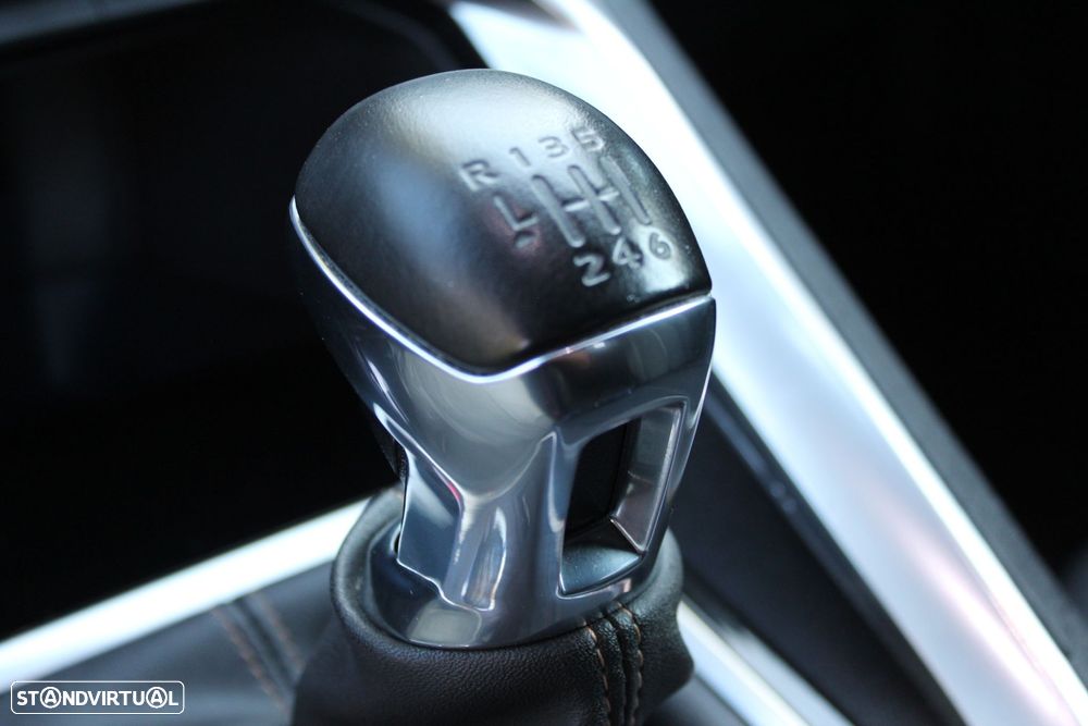 Peugeot 3008 1.5 BlueHDi GT Line - 35