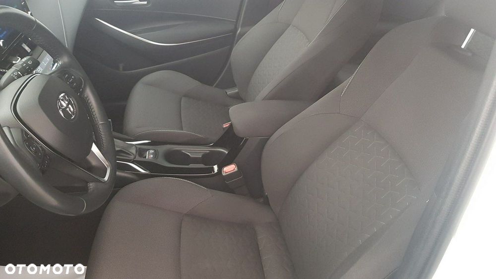 Toyota Corolla - 16