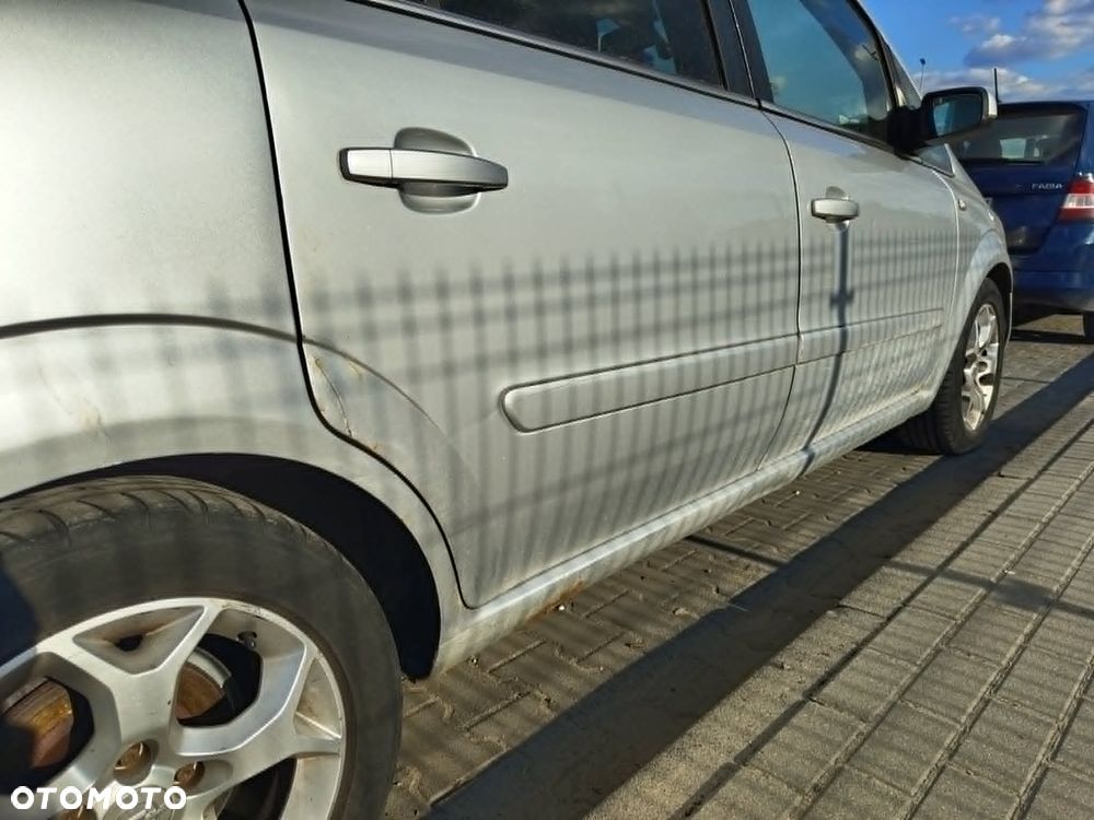 Opel Zafira 1.9 CDTI Elegance - 4
