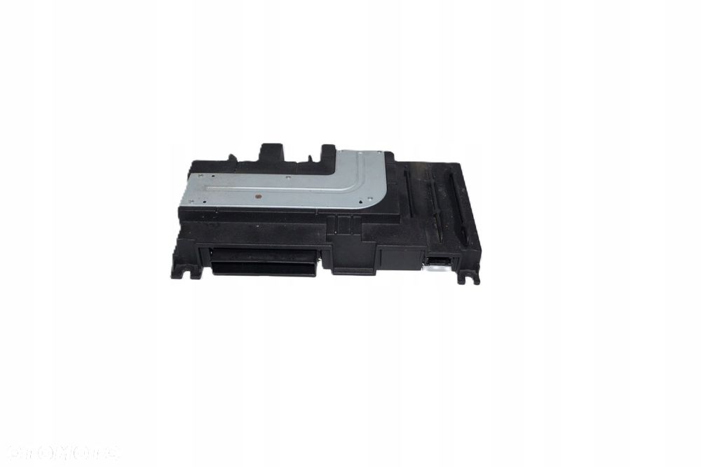 audi a3 8v wzmacniacz bang olufsen 8v0035465 - 1