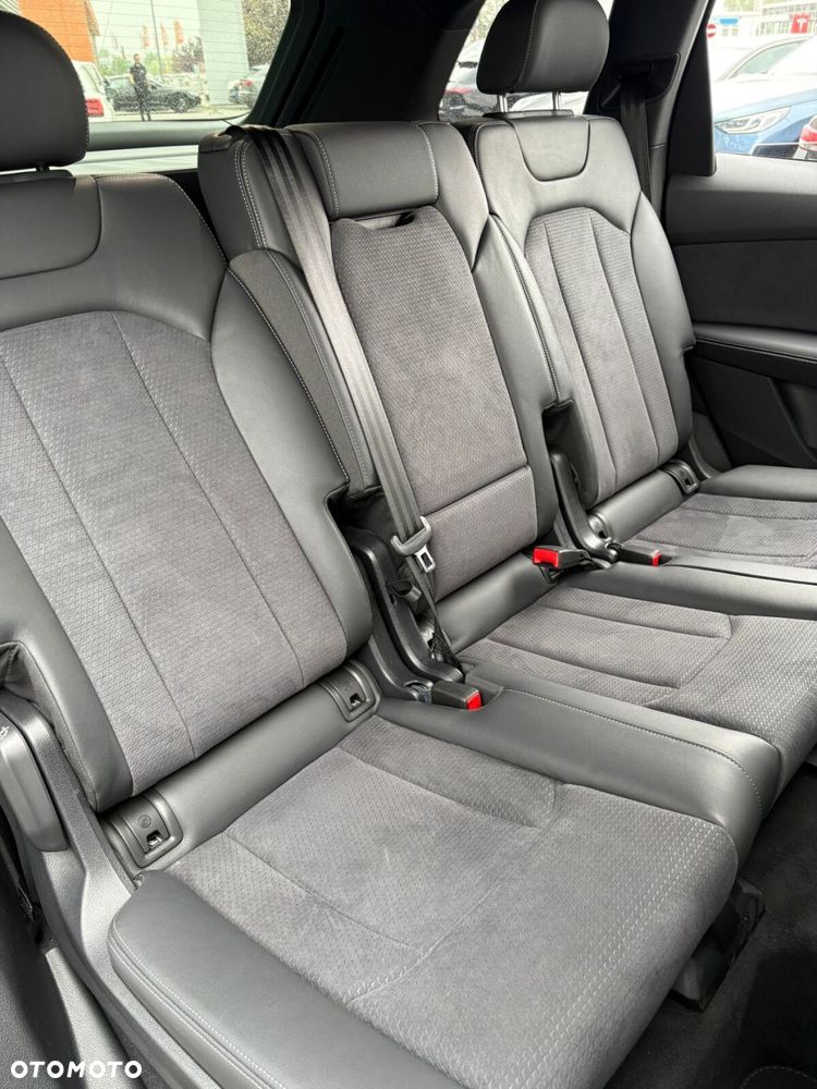 Audi Q7 - 18