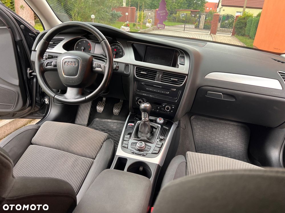 Audi A4 Avant - 20