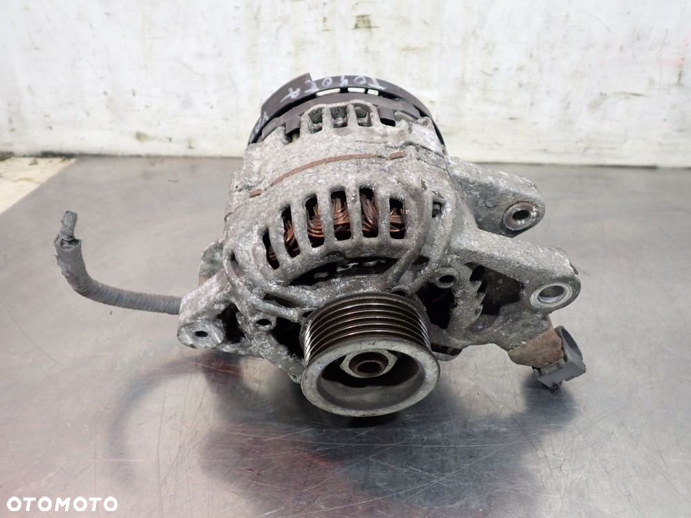 ALTERNATOR TOYOTA YARIS II - 1
