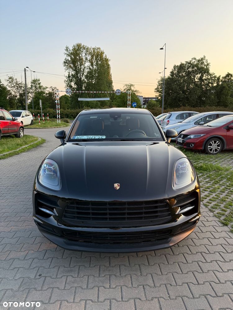 Porsche Macan Standard - 3