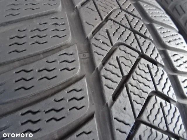 225/45/R18 95H RSC Pirelli Winter Sotto Zero 3 - 3