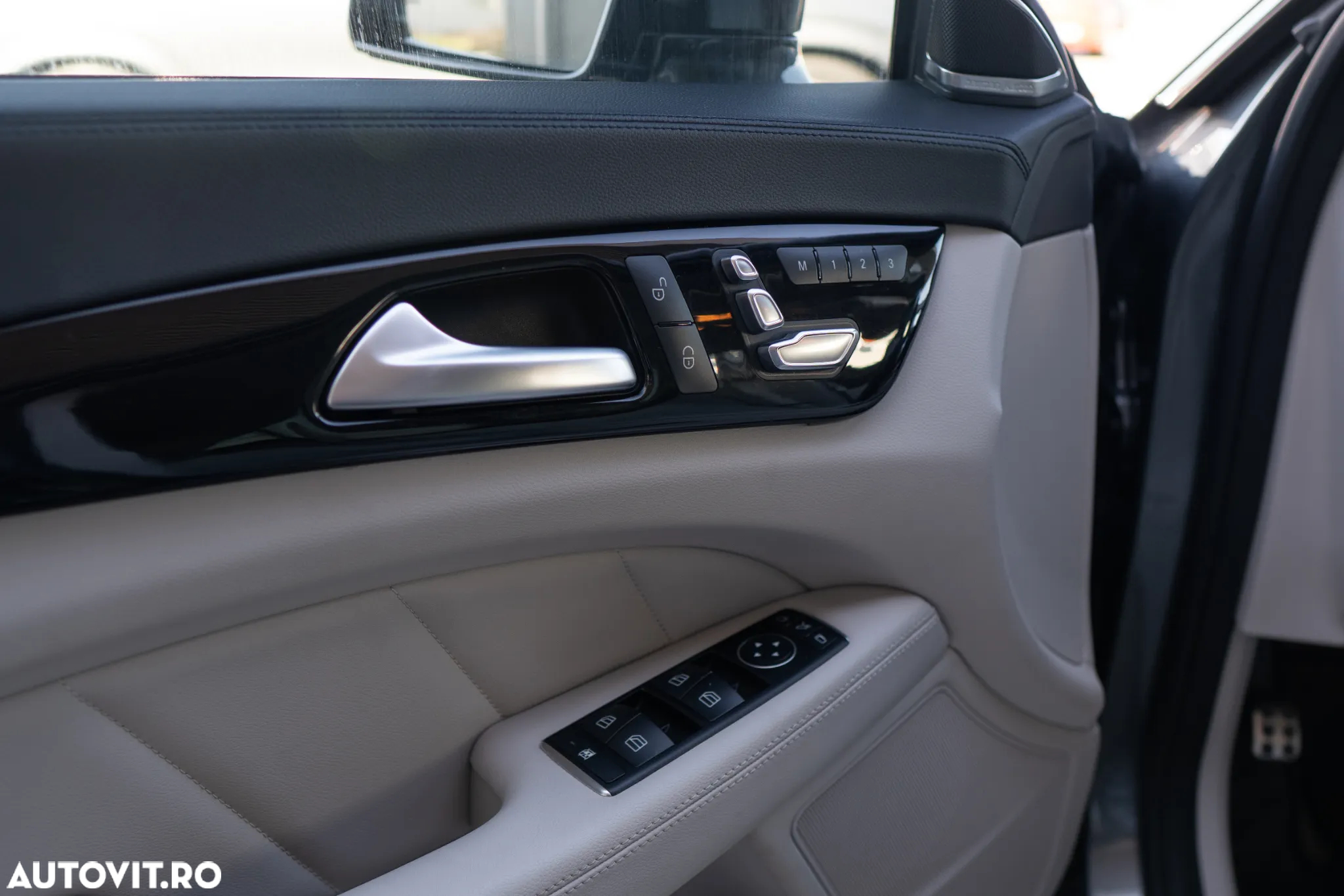 Mercedes-Benz CLS 350 d 4MATIC Aut - 16