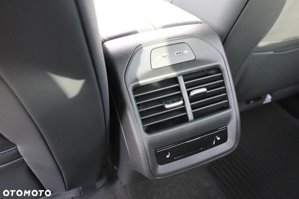 Skoda Superb 1.5 TSI Plug-in Hybrid Sportline DSG - 16