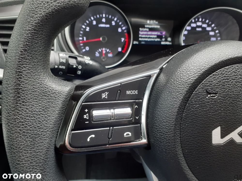 Kia Ceed - 12