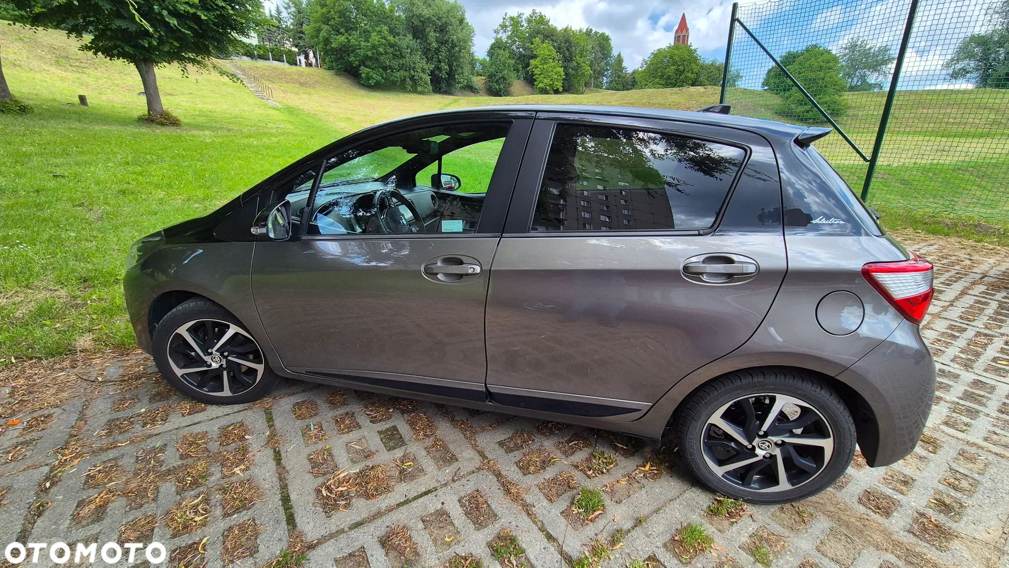 Toyota Yaris 1.5 Selection - 1