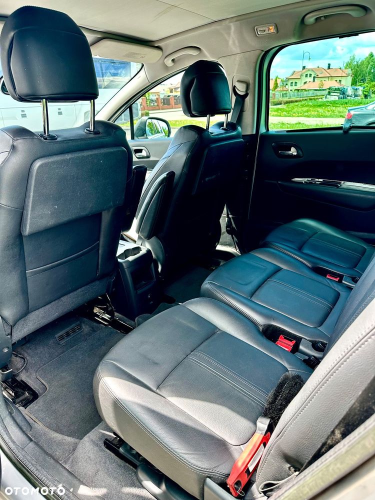 Peugeot 5008 1.6 HDi Premium - 6