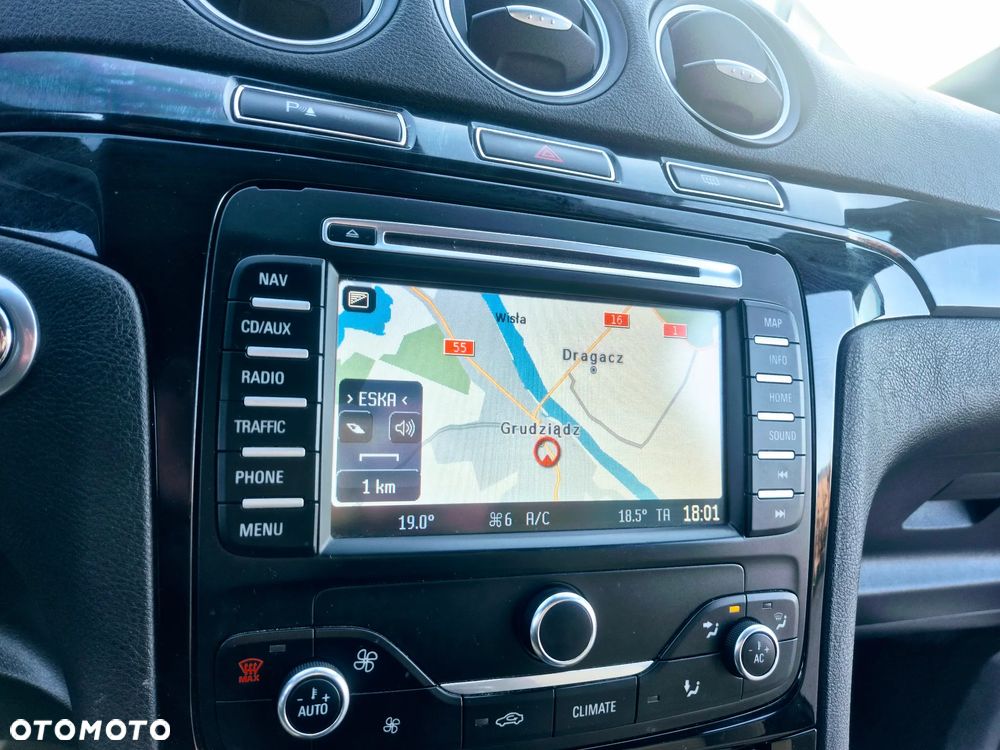 Ford S-Max 2.0 TDCi DPF Business Edition - 19