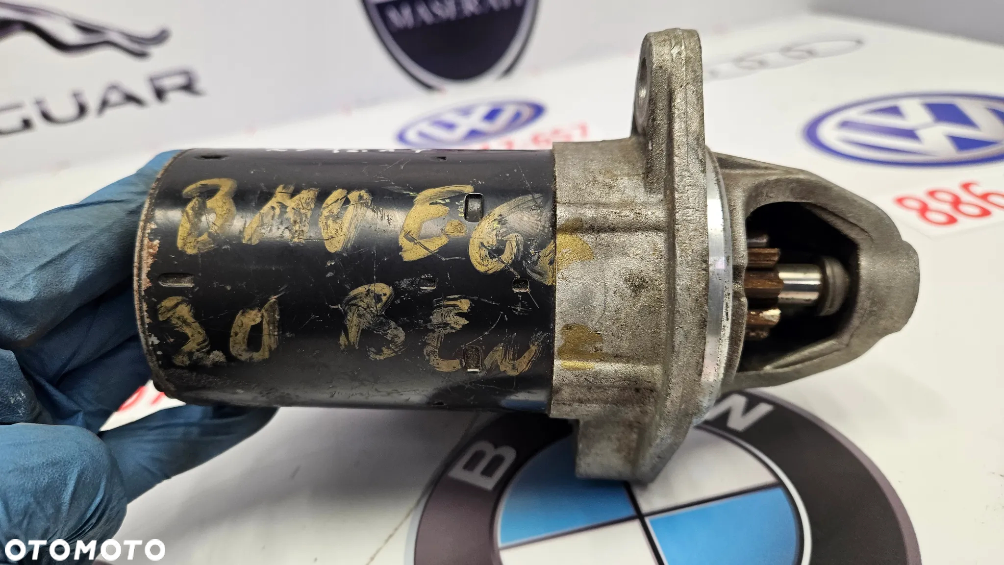 BMW 5 E60 E61 2.5i 3.0i  Rozrusznik 7521123  BOSCH 0001107424 - 4