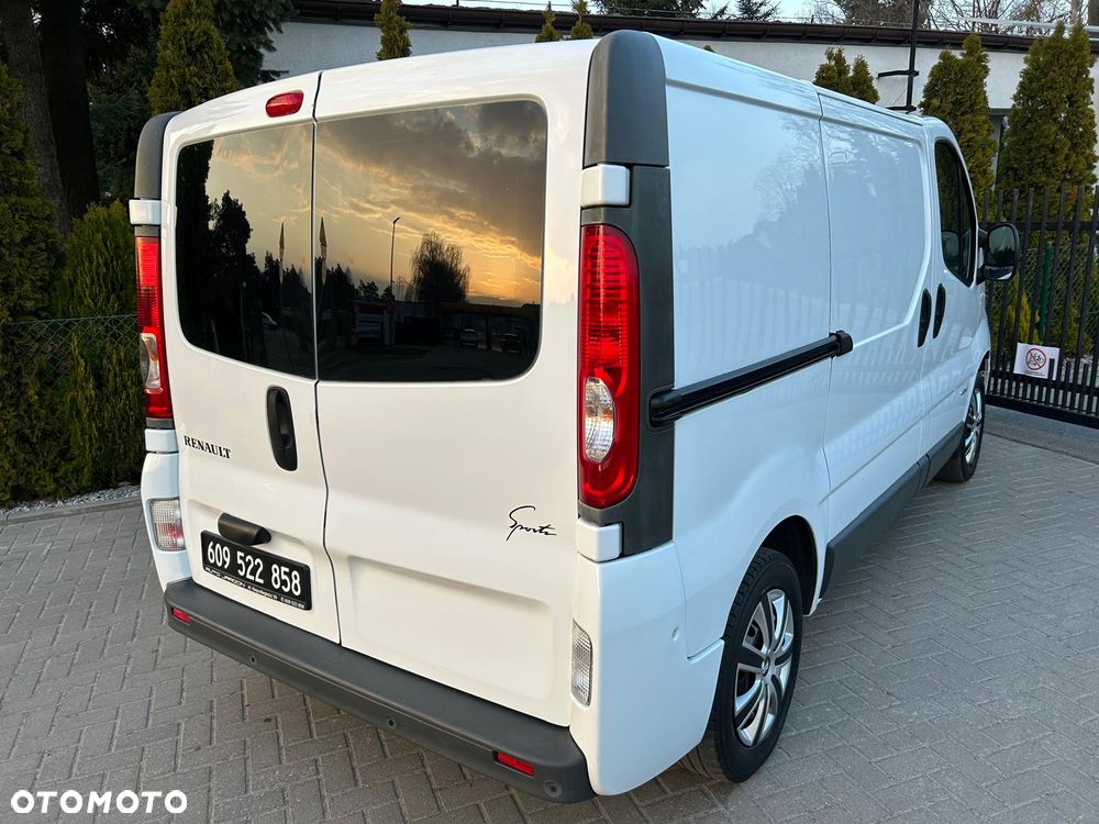 Renault Trafic - 9